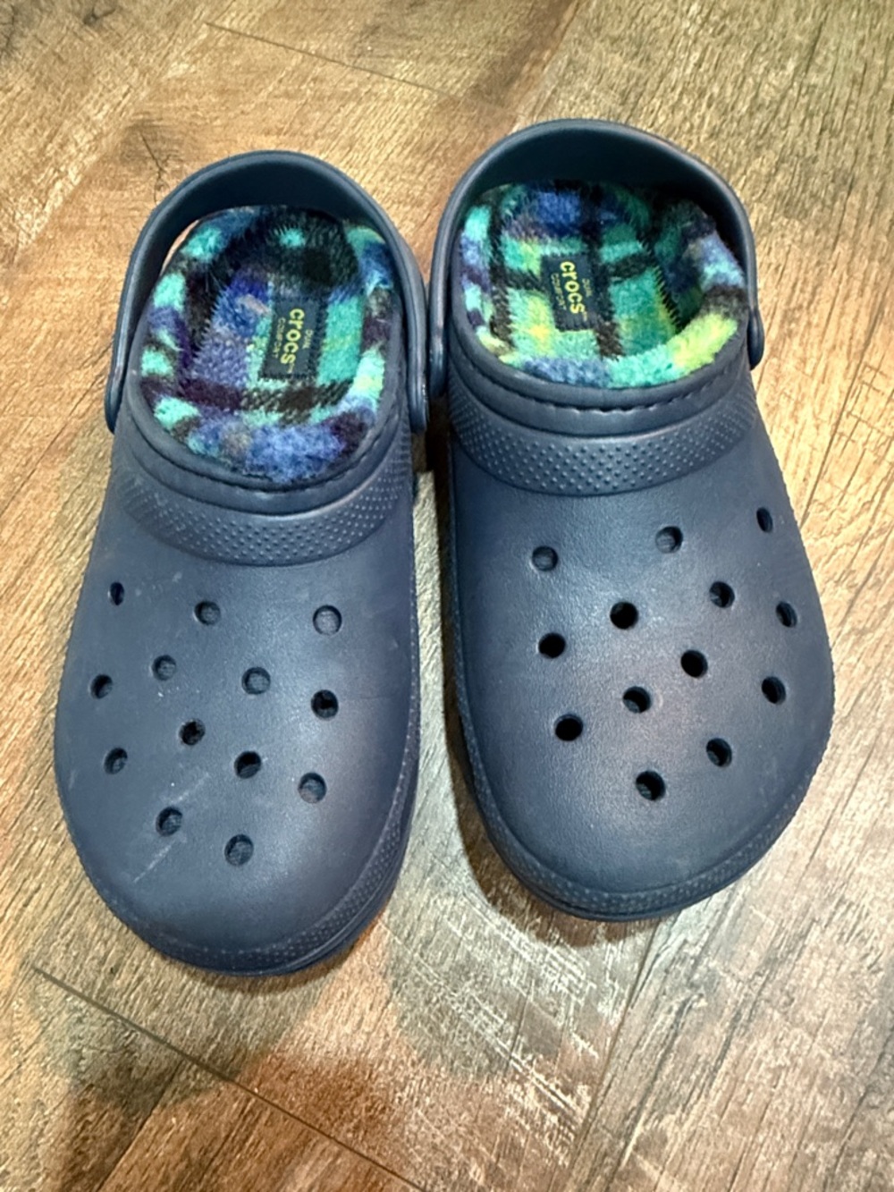 CROCS Kids Navy Blue Clog with Plaid Fuzzy Liner